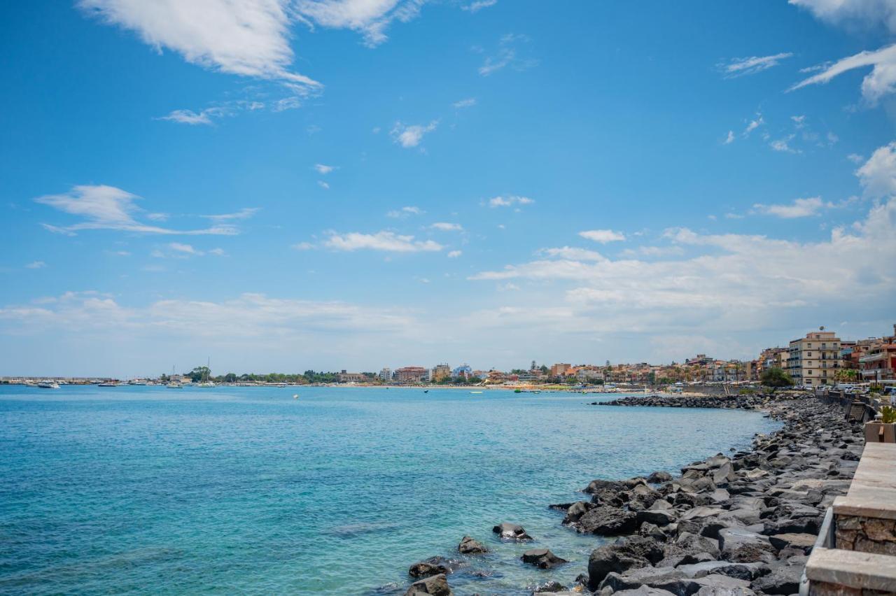 Naxos Marina Bay Bed and Breakfast Giardini Naxos Esterno foto